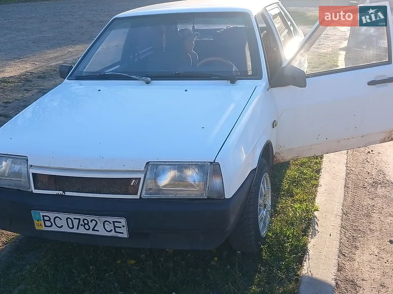 ВАЗ / Lada 21099