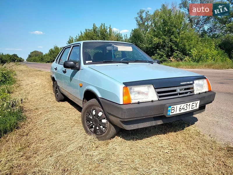 ВАЗ / Lada 21099