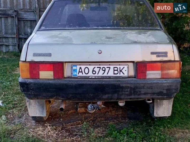 ВАЗ / Lada 21099