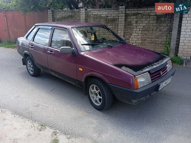 ВАЗ / Lada 21099