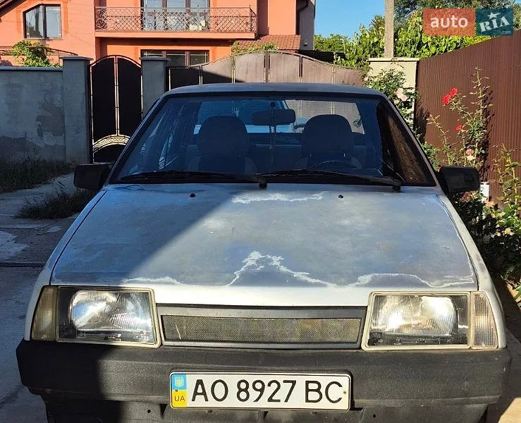 ВАЗ / Lada 21099