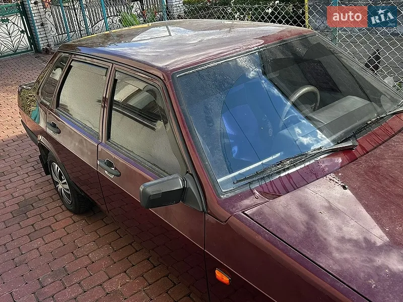 ВАЗ / Lada 21099