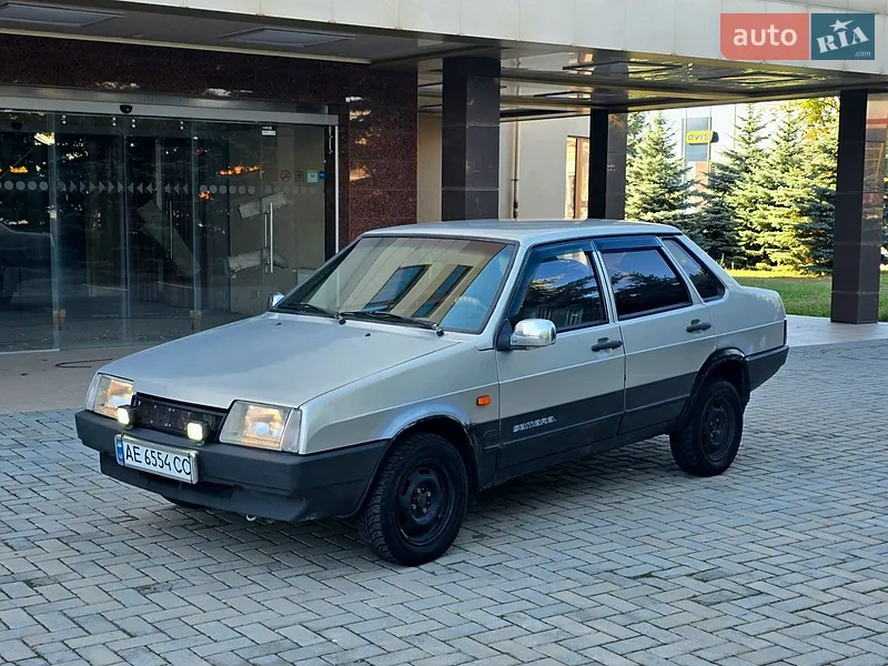 ВАЗ / Lada 21099