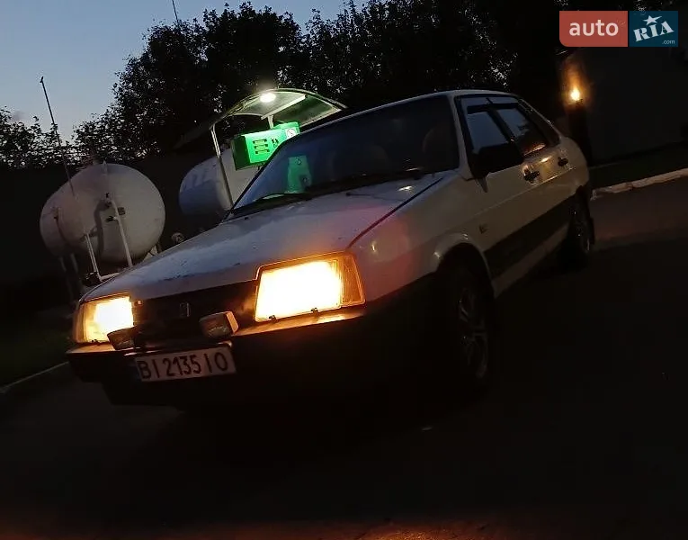 ВАЗ / Lada 21099
