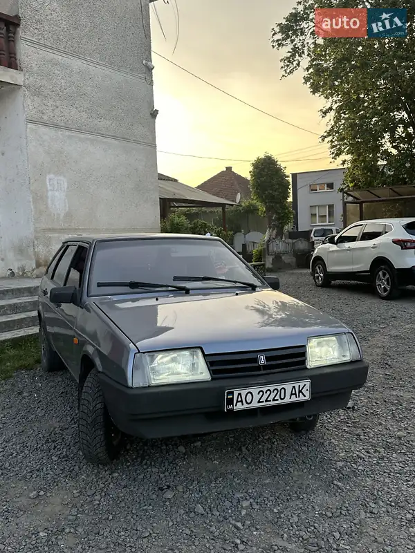ВАЗ / Lada 2109
