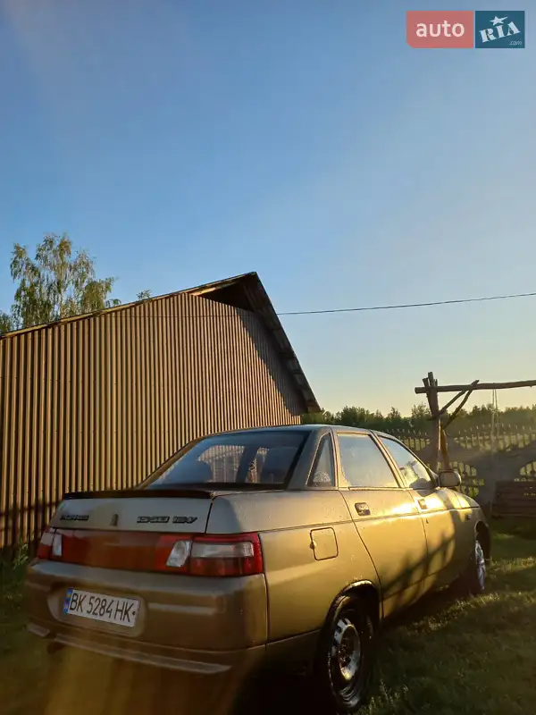 ВАЗ / Lada 2110