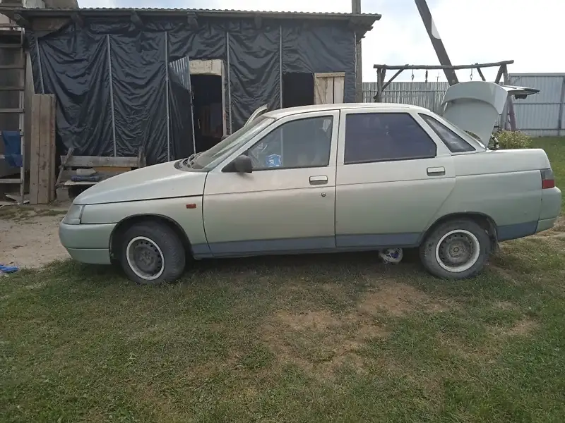 ВАЗ / Lada 2110