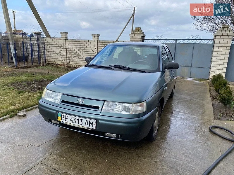 ВАЗ / Lada 2110