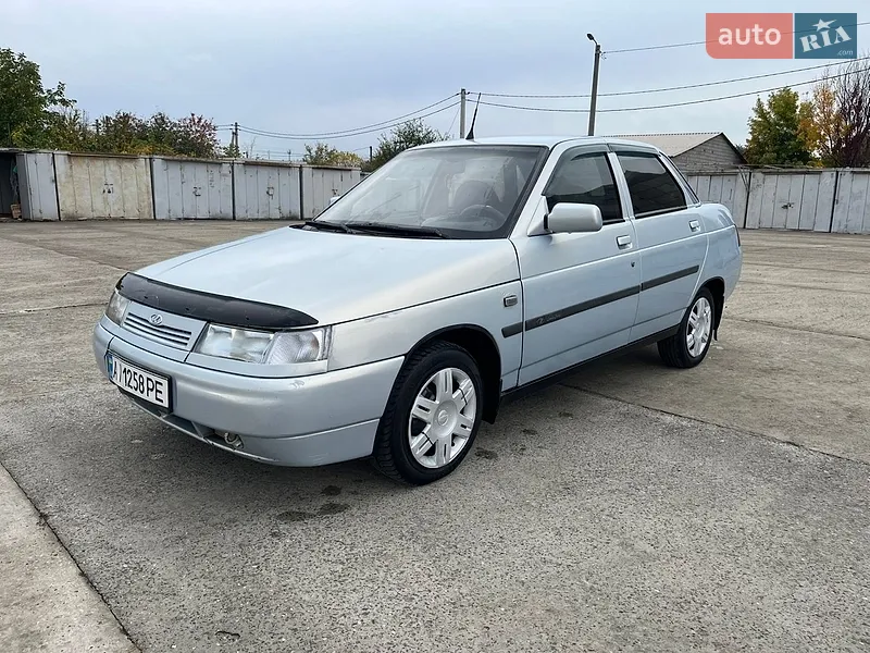 ВАЗ / Lada 2110