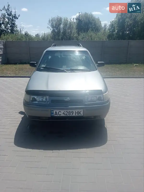 ВАЗ / Lada 2111