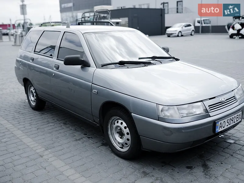 ВАЗ / Lada 2111