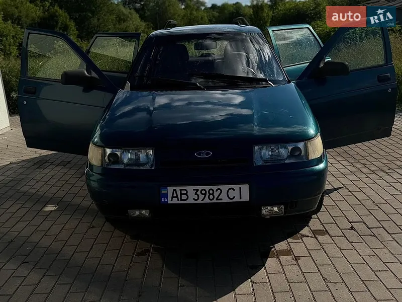 ВАЗ / Lada 2111 2004