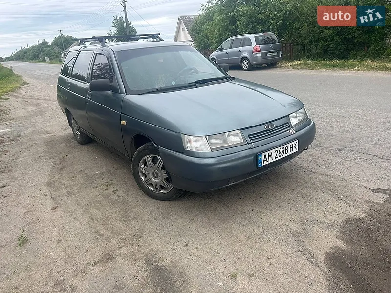 ВАЗ / Lada 2111