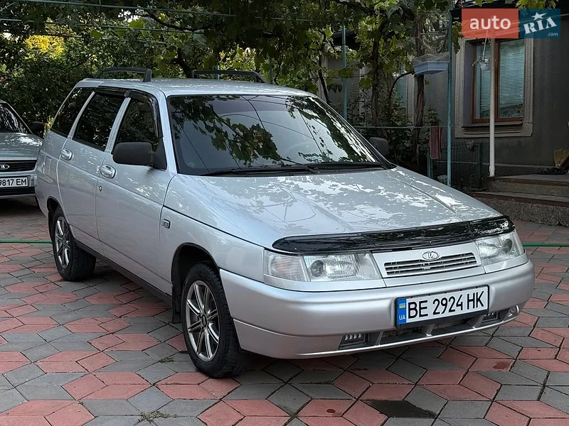 ВАЗ / Lada 2111