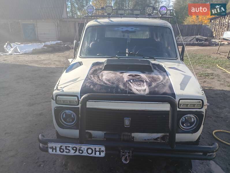 Легковые ВАЗ 2121 Нива