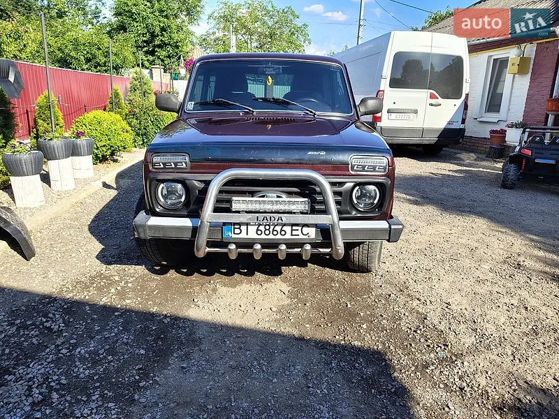ВАЗ / Lada 21214 / 4x4 2011