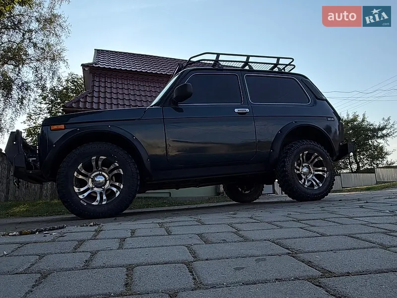 ВАЗ / Lada Niva 2011