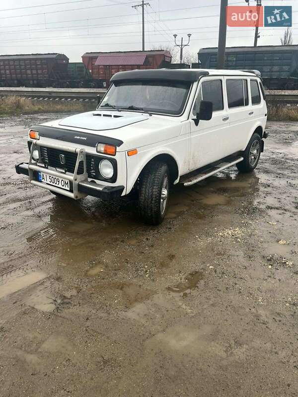 Позашляховик / Кросовер ВАЗ 2131 Нива