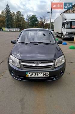 ВАЗ / Lada 2190 Granta  2011
