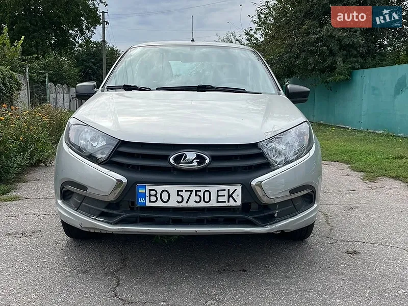 ВАЗ / Lada 2190 Granta 2021