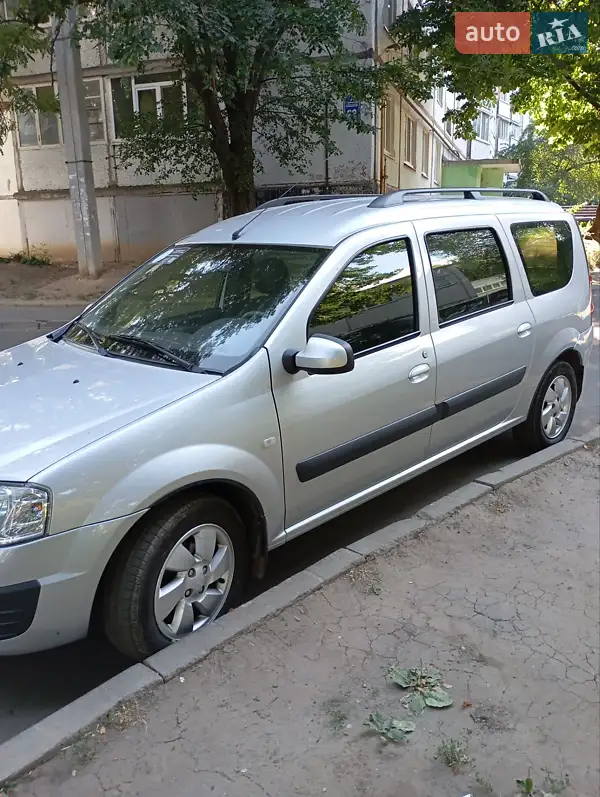 ВАЗ / Lada Largus 2015