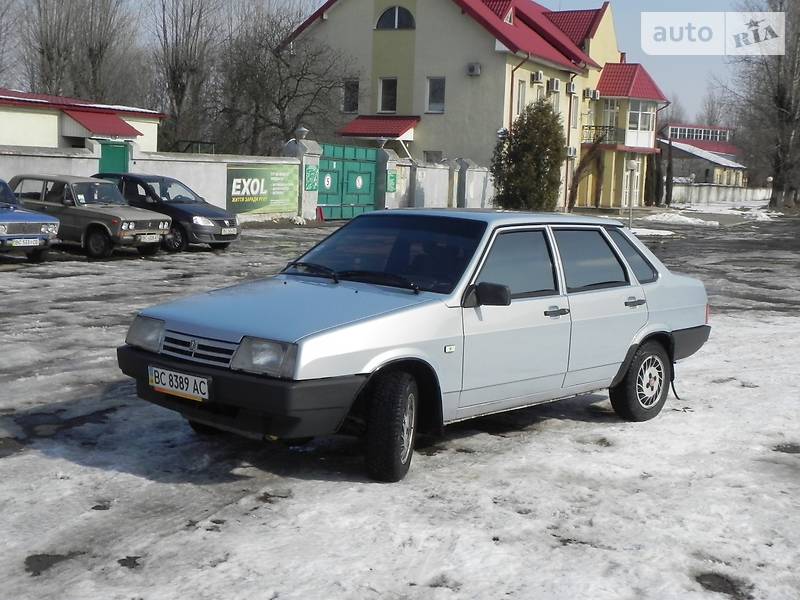 ВАЗ 21099