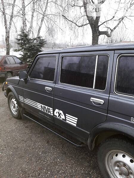 ВАЗ 2131 кедр 2000