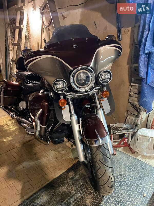 Мотоцикл Круізер Victory Motorcycles