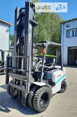 Ціни TCM Вилочний навантажувач