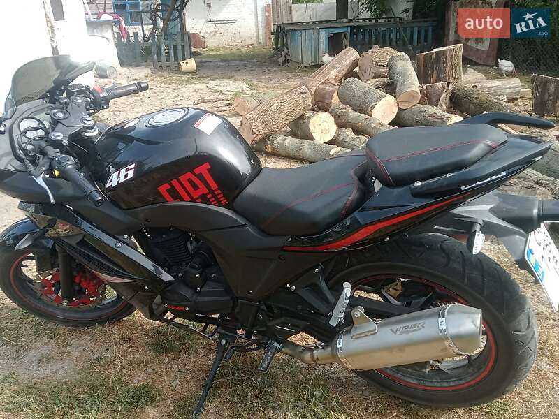 Viper 100