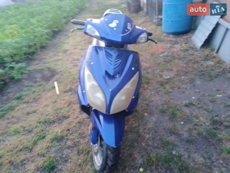 Скутер Viper 100