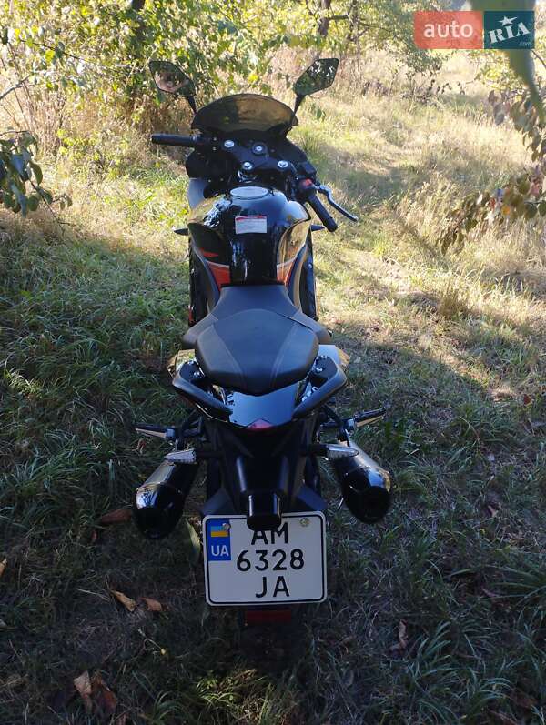 Мотоцикл Спорт-туризм Viper F2 250