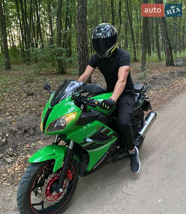 Спортбайк Viper F2 250