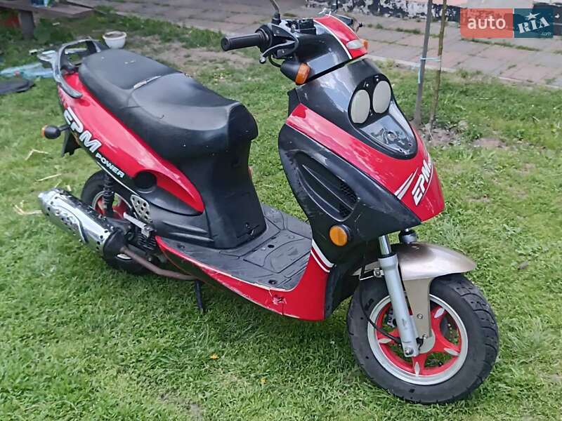 Грузовые мотороллеры, мотоциклы, скутеры, мопеды Viper Fly