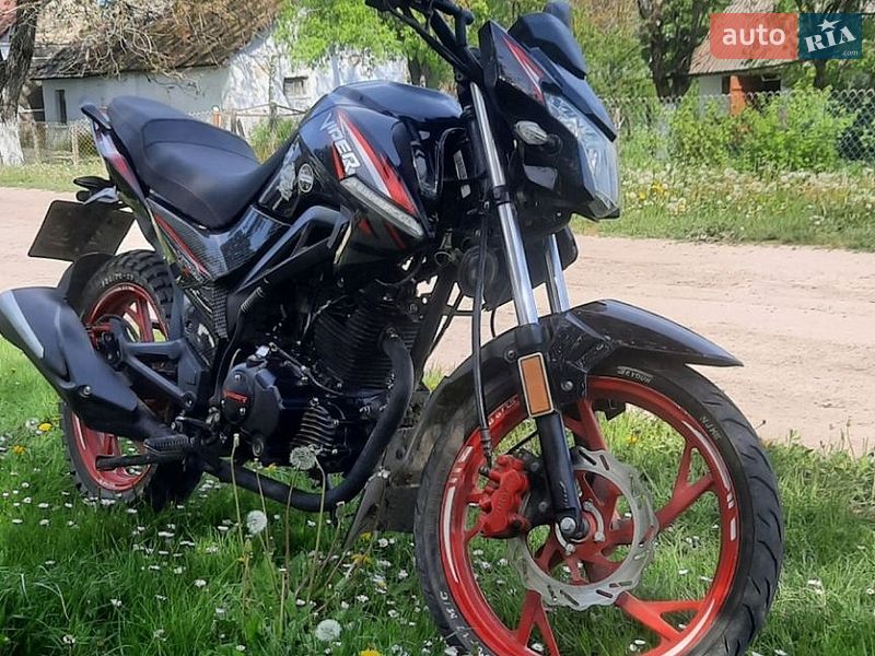 Мотоцикл Спорт-туризм Viper V 200