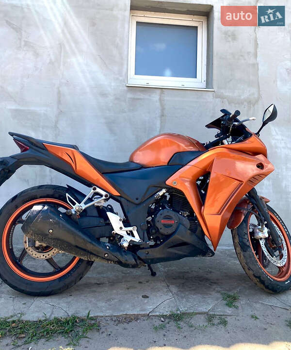 Спортбайк Viper V 250CR