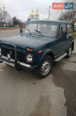 Характеристики ВАЗ 2121 Нива Позашляховик / Кросовер