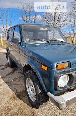 Характеристики ВАЗ 21213 Niva Позашляховик / Кросовер