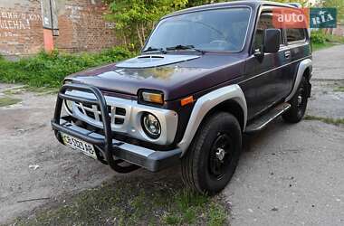 Ціни ВАЗ 21213 Niva Позашляховик / Кросовер