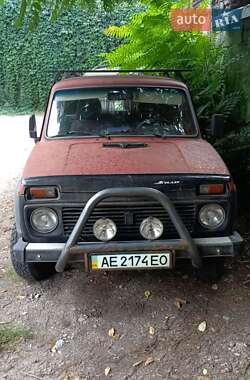 Характеристики ВАЗ 21213 Niva Позашляховик / Кросовер