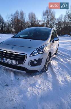 Характеристики Peugeot 3008 Позашляховик / Кросовер