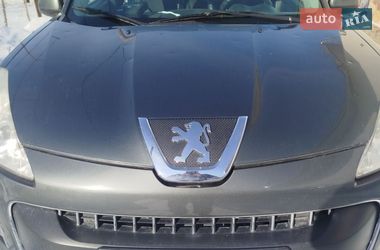 Характеристики Peugeot 4007 Позашляховик / Кросовер