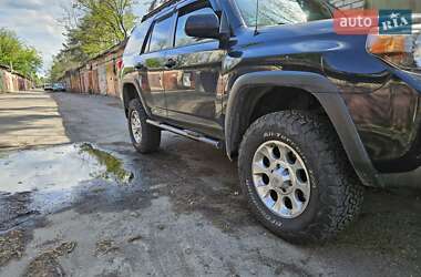 Характеристики Toyota 4Runner Внедорожник / Кроссовер