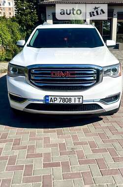 Характеристики GMC Acadia Внедорожник / Кроссовер