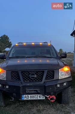 Характеристики Nissan Armada Позашляховик / Кросовер