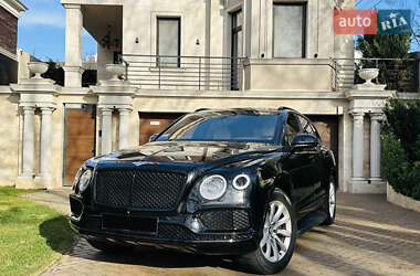 Цены Bentley Bentayga Внедорожник / Кроссовер
