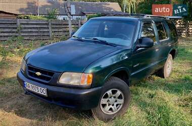 Характеристики Chevrolet Blazer Позашляховик / Кросовер