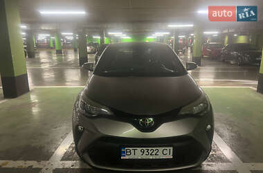 Цены Toyota C-HR Внедорожник / Кроссовер