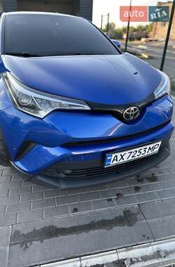 Ціни Toyota C-HR Позашляховик / Кросовер