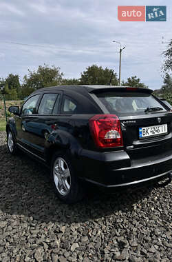 Характеристики Dodge Caliber Позашляховик / Кросовер